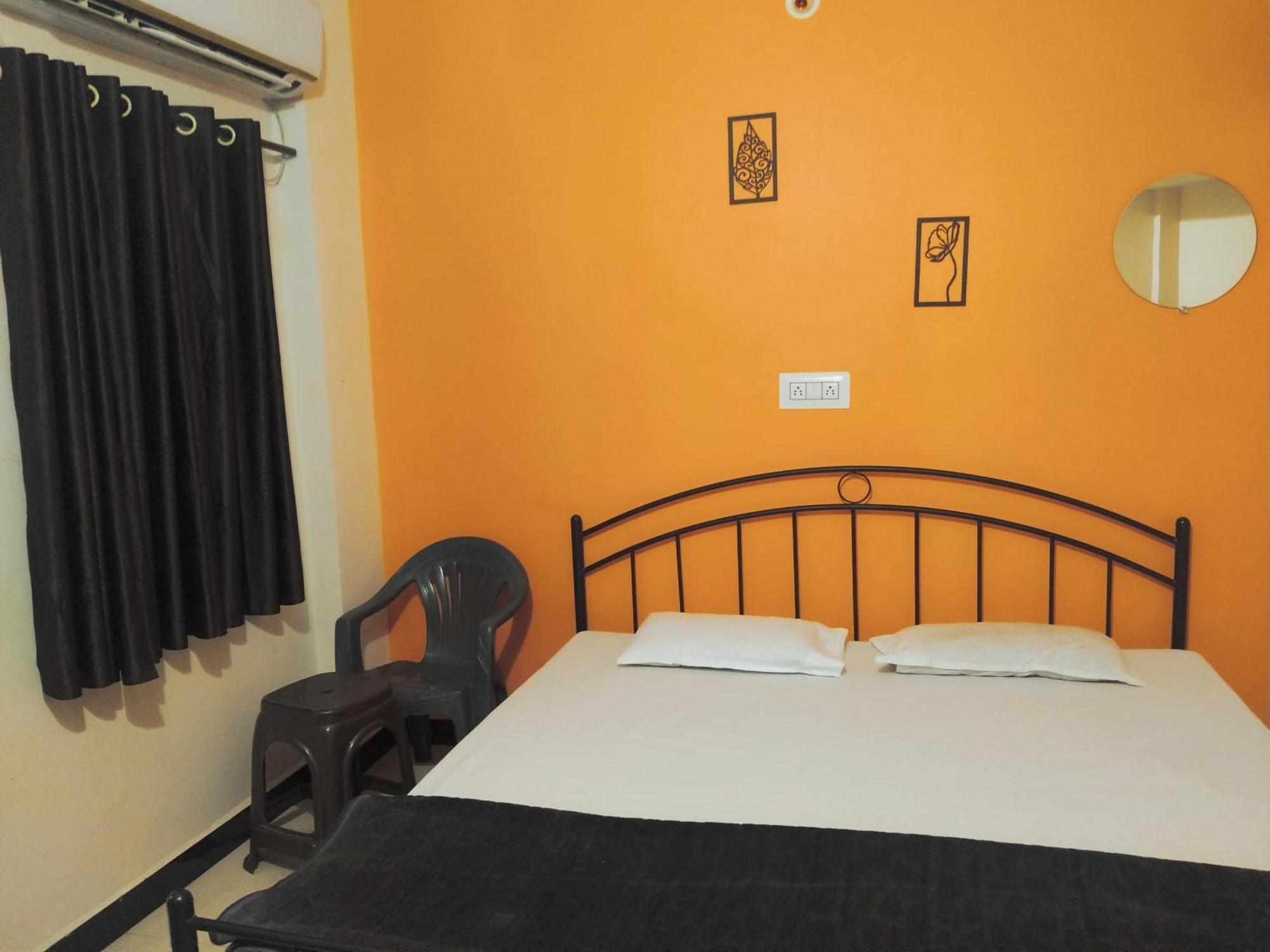 Shivlok Guest House Ujjain Ngoại thất bức ảnh